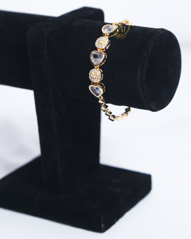 Dual-tone zircon bracelet heart design Luxury two-tone zircon bracelet for women Romantic heart and round zircon bracelet gift