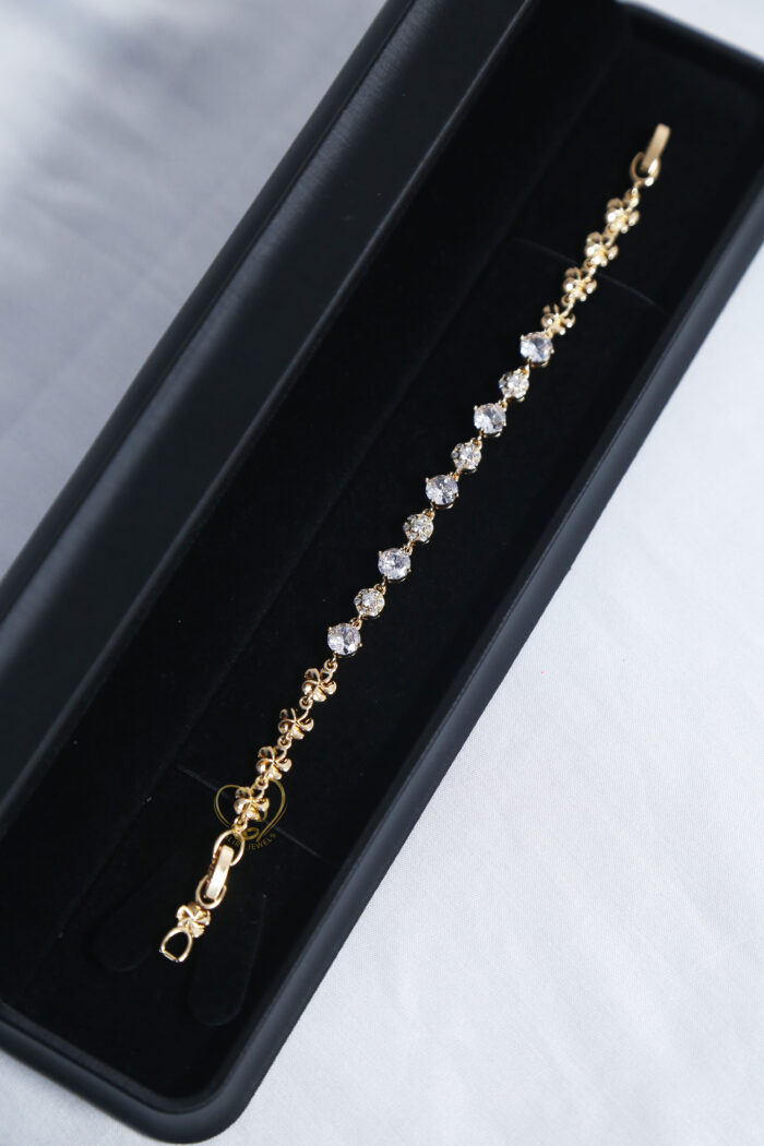 Round and teardrop zircon bracelet gold plated Luxury alternating zircon bracelet for women Elegant gold-plated zircon bracelet gift