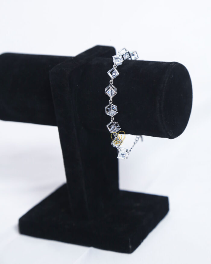 Geometric Square Zircon Bracelet - Image 3