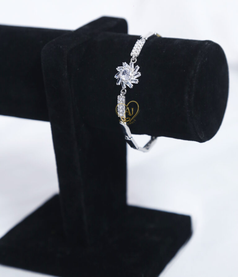 Starburst zircon bracelet luxury jewelry Elegant silver zircon bracelet for women Luxury star-shaped zircon bracelet