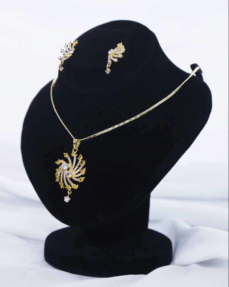 Stellar Spiral Zircon Pendant & Earrings – Gold Plated Jewelry Set Minimalist zircon necklace set with pendant and earrings Lightweight zircon jewelry set for daily wear and formal occasions