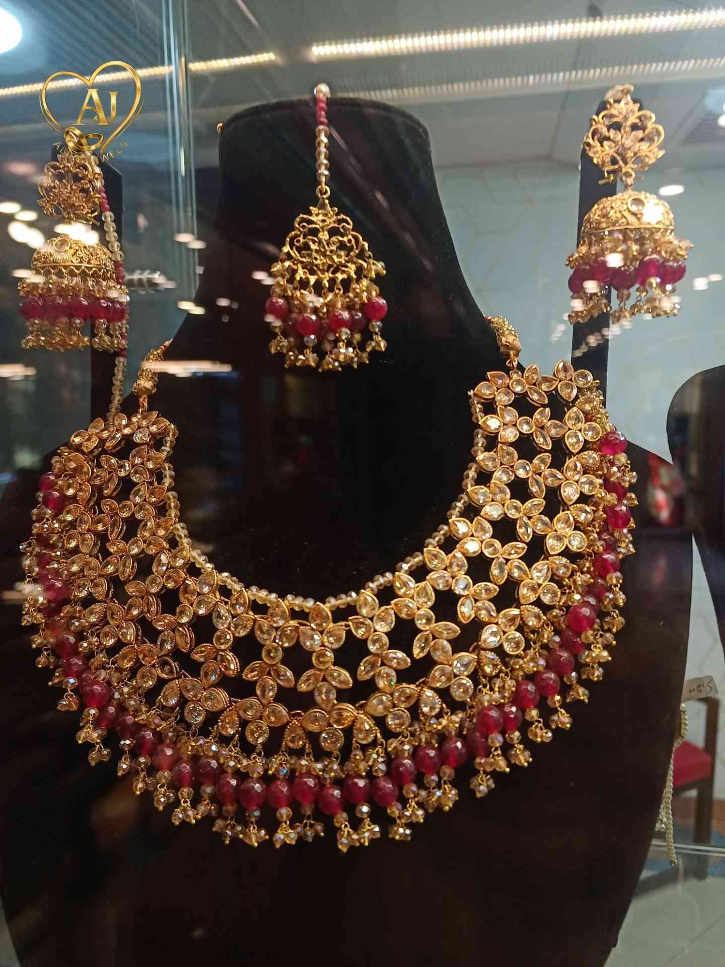 image_1761781709175_compressed Bridal Set - Image 1